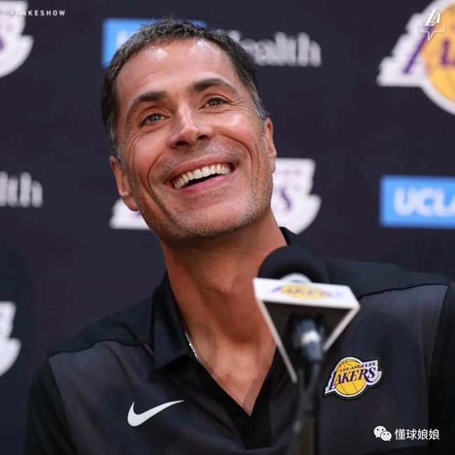 包含多伦多猛龙内部会议纪要流出——清晨外线爆发，西甲使命明确，轮换策略成焦点的词条-英雄联盟